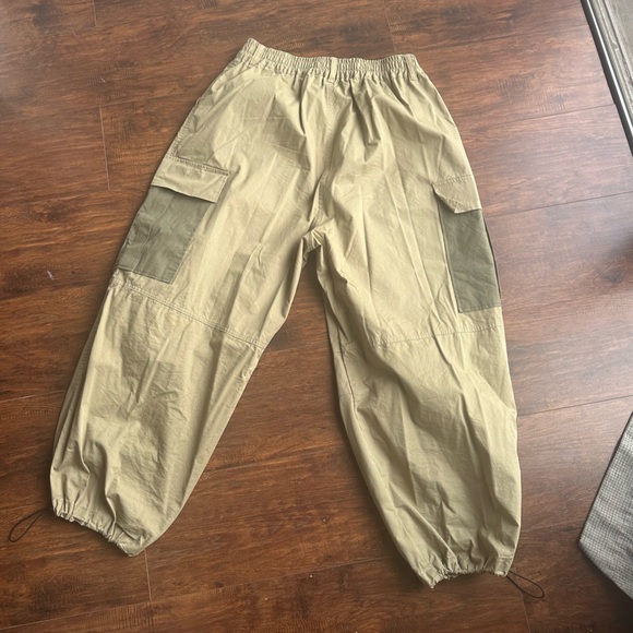 Frankie Shop Stu cargo pant (M/L) - Picture 7 of 14